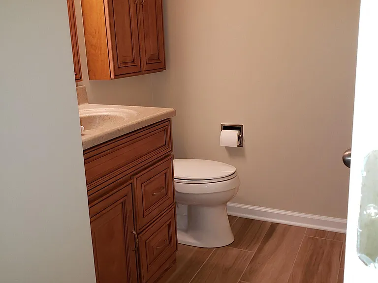 770 Waterford Ct — Photo 10