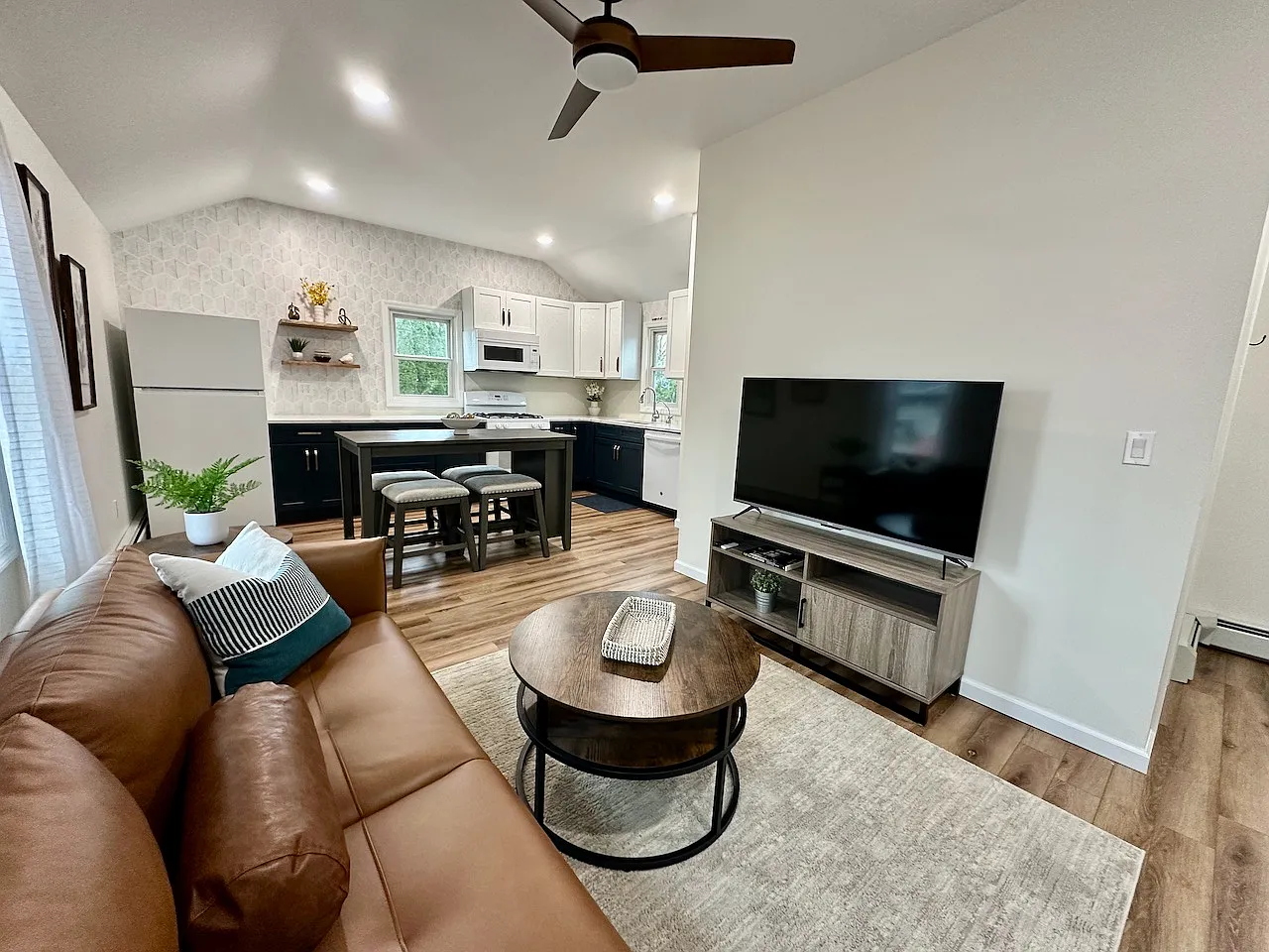 1 bed, 600 sqft, $2,150 — Photo 4