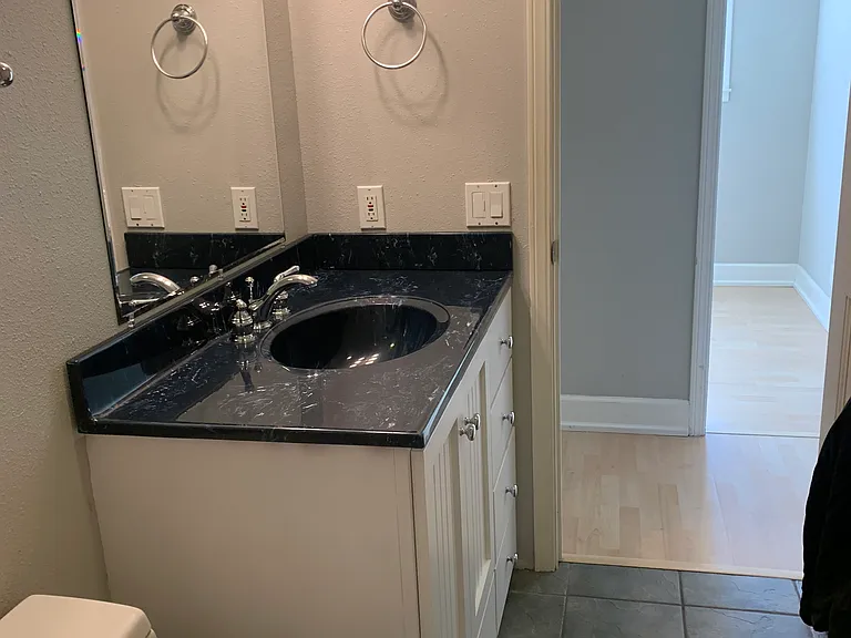 120 Villa Ave #B — Photo 10