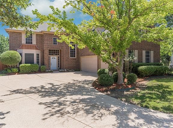 2nd image of 416 Spyglass Dr