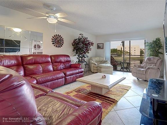 4th image of 10467 Sunrise Lakes Blvd APT 204