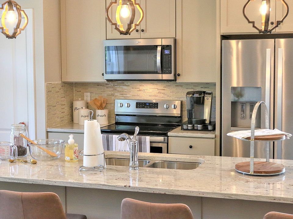 Litchfield II Plan, McCauley Crossing Towns, Bunker Hill, WV 25413 Zillow