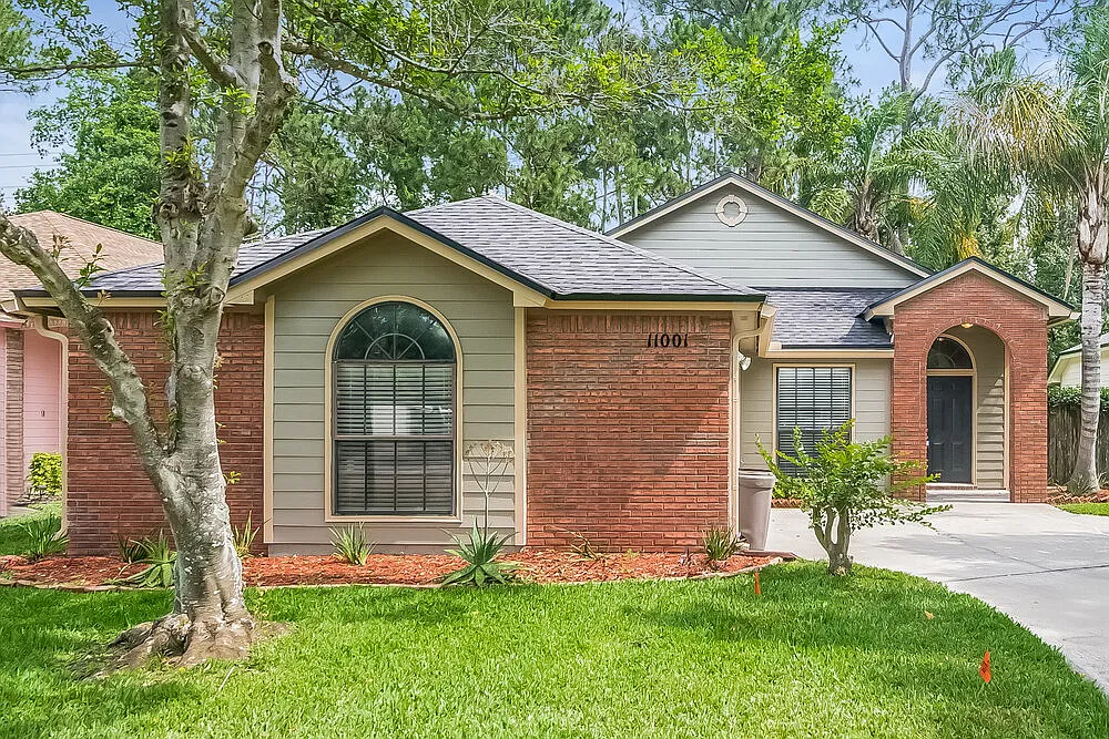 3 bed, 2.0 bath, 1512 sqft, $2,275 — Photo 1
