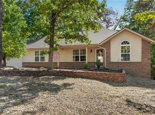 19 Headley Cir, Bella Vista, AR 72714