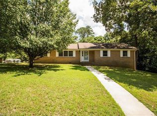 108 Dearr Dr, Lexington, NC 27292