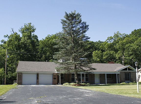 2nd image of 20876 Greenwood Dr