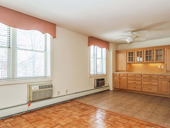 5th image of 54-40 Little Neck Pkwy #1S