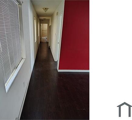 5th image of 9614 S Main St