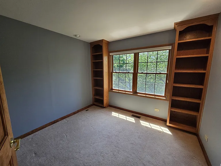 2286 Brookside Ln — Photo 23