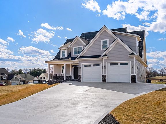 3rd image of 130 Brompton Ct