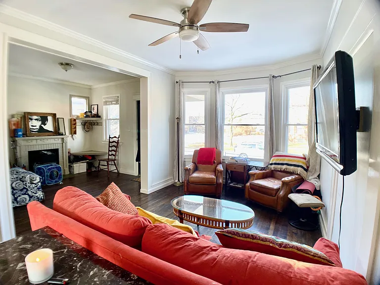 731 W Philadelphia St — Photo 4