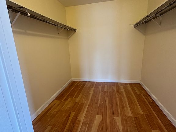 4th image of 751 Highland Ave
