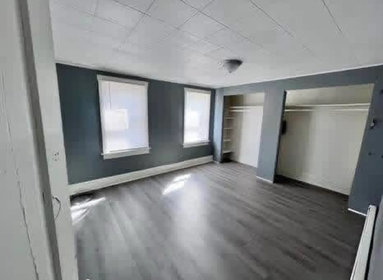 2 bed, 1000 sqft, $900 — Photo 3