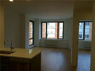 Rented by R New York