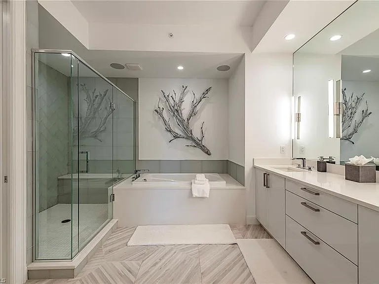 1111 Central Ave #310 — Photo 4