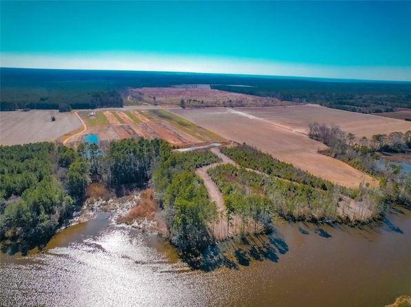 76 Saxis Rd, Temperanceville, VA 23442