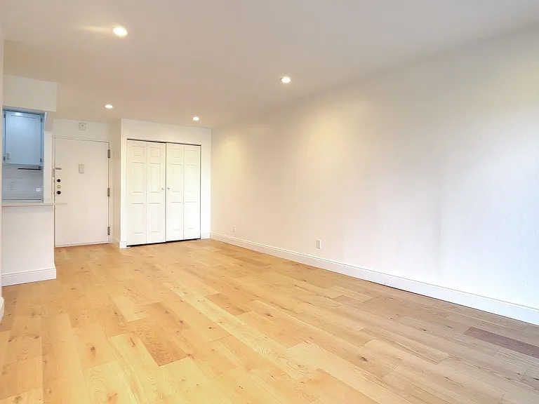 1111 River Rd #G7 — Photo 3