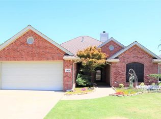 3821 Rockwood Rd, Enid, OK 73703