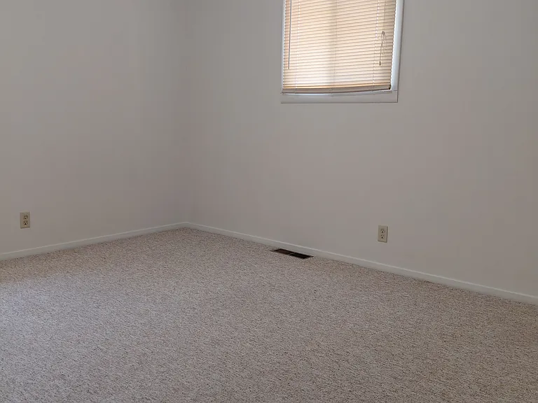 503 W Fowler Rd — Photo 13