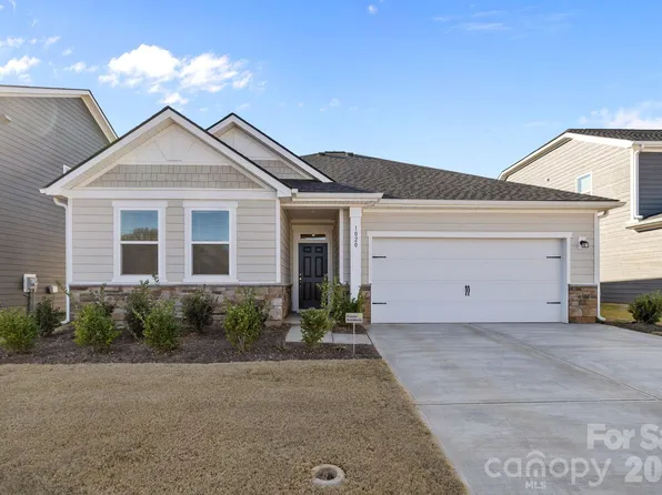 1020 Farm Branch Ct, Indian Trail, NC 28079