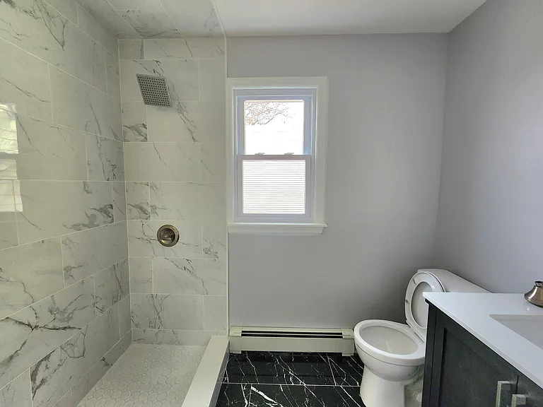 147 McAdoo Ave #1 — Photo 6