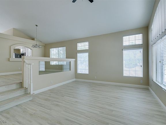 5th image of 3555 White Diamond Dr