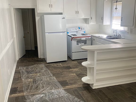 3rd image of 1464 Rhodes Rhyne Rd #2