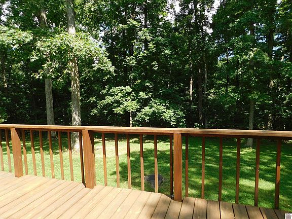 5th image of 715 Lantripp Rd
