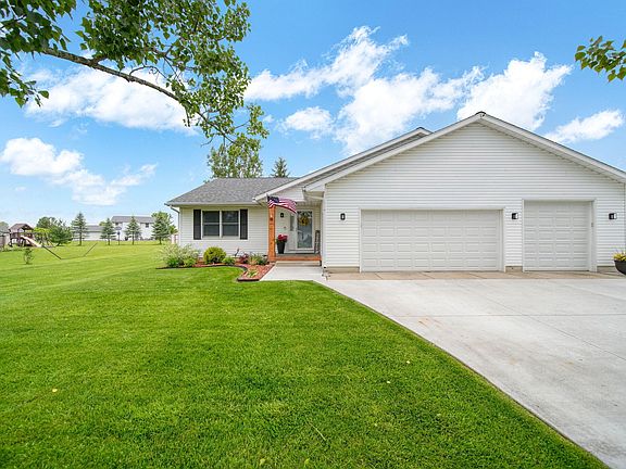 3rd image of 3057 Northmor Dr W