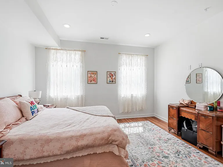 2604 Reed St — Photo 20