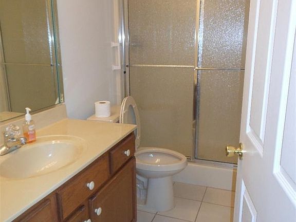 2nd image of 1638 Chestnut Dr