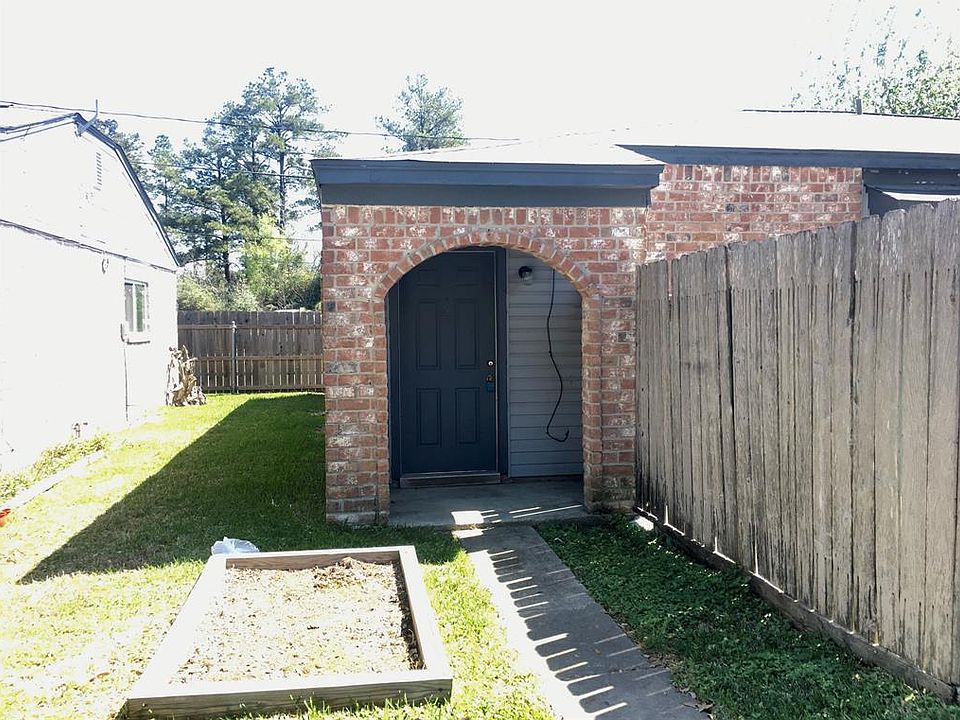 1st image of 8607 Bart Ln Ste 6A