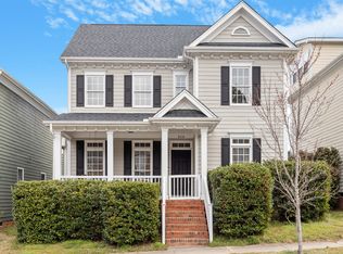 909 Edgewater Cir, Chapel Hill, NC 27516