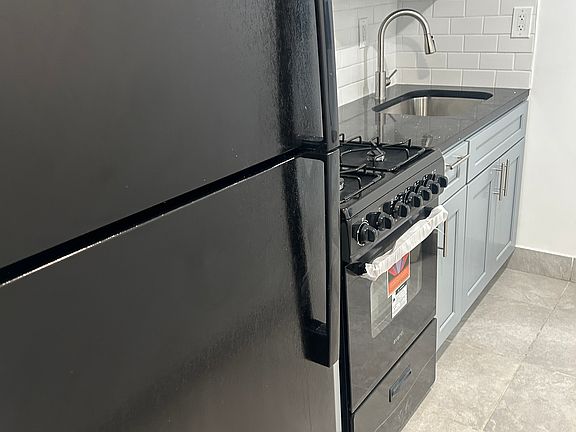 2nd image of 829 E 232nd St #1