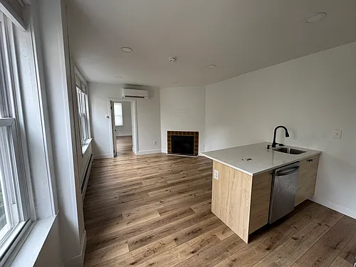 332 Lombard St #3R Photo 1