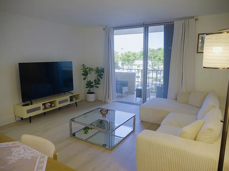 2000 S Ocean Blvd #2P — Photo 21