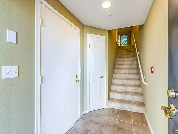 3rd image of 16125 Juanita Woodinville Way NE Unit 505