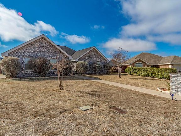 3rd image of 4834 Coyote Run Ct