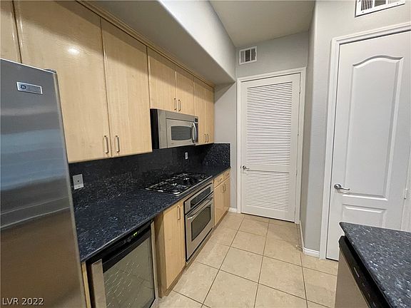4th image of 68 E Serene Ave Unit 201