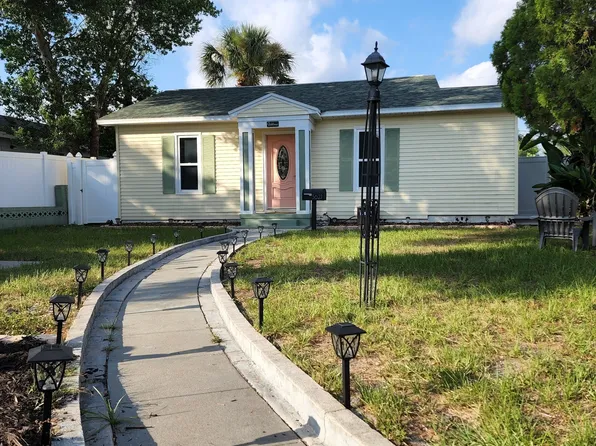 3627 Haines Rd N, Saint Petersburg, FL 33704