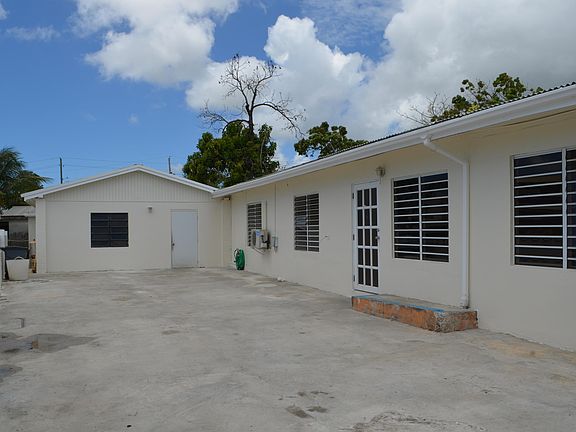 2nd image of 97 Strawberry Hill Est #Qu