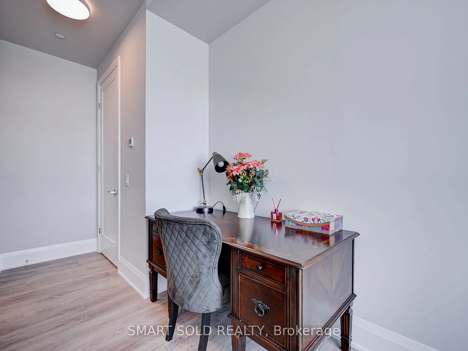 1 bed, $2,000 — Photo 4