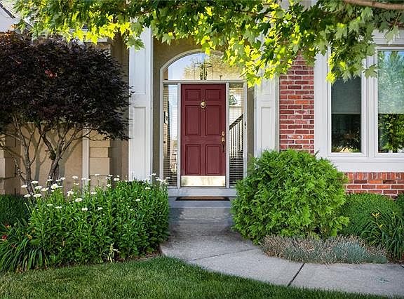 2nd image of 1017 Aspen Dr
