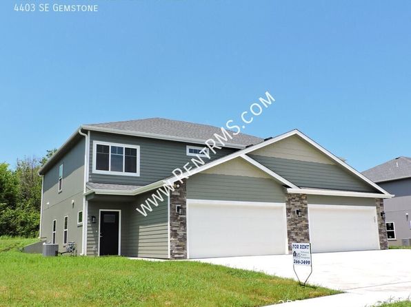 4403 SE Gemstone Ln