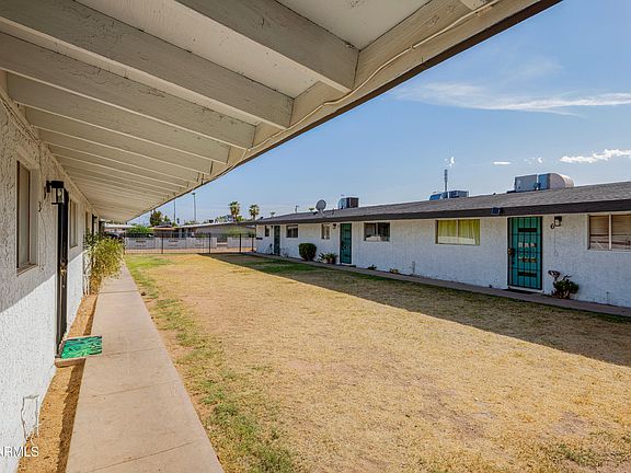 3rd image of 2144 W HEATHERBRAE Drive
