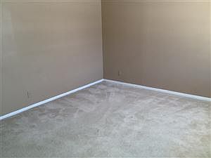 3rd image of 8451 Meadowlark Dr
