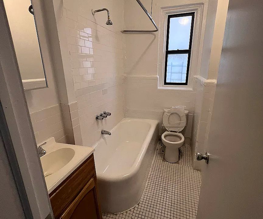 1st image of 86-22 Dongan Ave #10