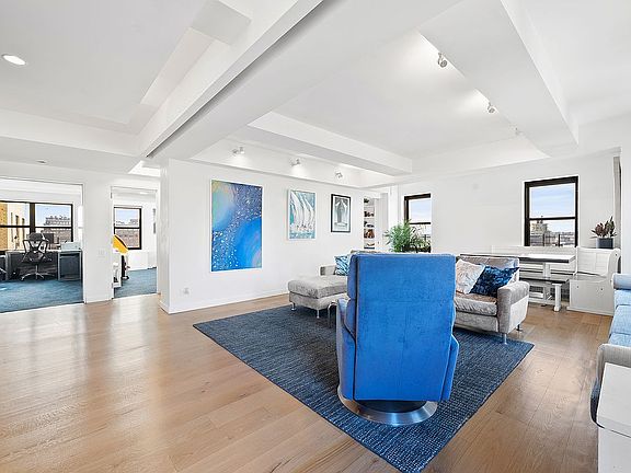 5th image of 300 W 23rd St #19JKM