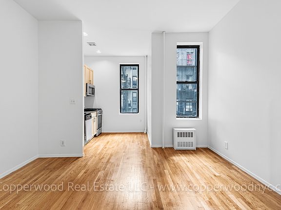 2nd image of 310 E 85th St APT 2B