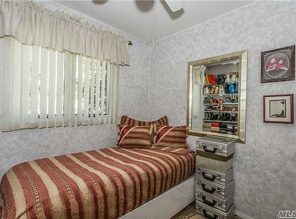 5th image of 308 Wicks Ave